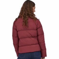 Patagonia Women's Silent Down Jacket 15 Patagonia Women's Silent Down Jacket -Ski Sports Shop 100190669 SEQR 3