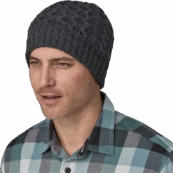Patagonia Coastal Cable Beanie 12 Patagonia Coastal Cable Beanie -Ski Sports Shop 100258205 NGRY 2