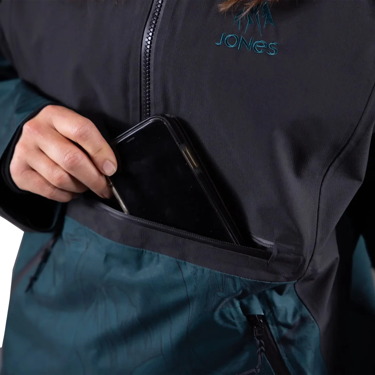 Women's MTN Surf Recycled Anorak 10 Women's MTN Surf Recycled Anorak - Image 8