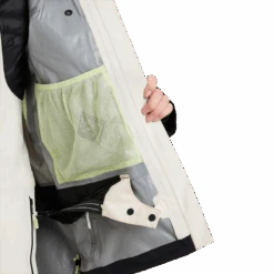 Roxy Women's Gore-Tex Lunalite 3L Jacket 27 Roxy Women's Gore-Tex Lunalite 3L Jacket -Ski Sports Shop 100285420.TDQ0 .Buttercream.13