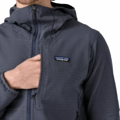 Patagonia Men's R1 TechFace Hoody 15 Patagonia Men's R1 TechFace Hoody -Ski Sports Shop 100286034xBLACKx2